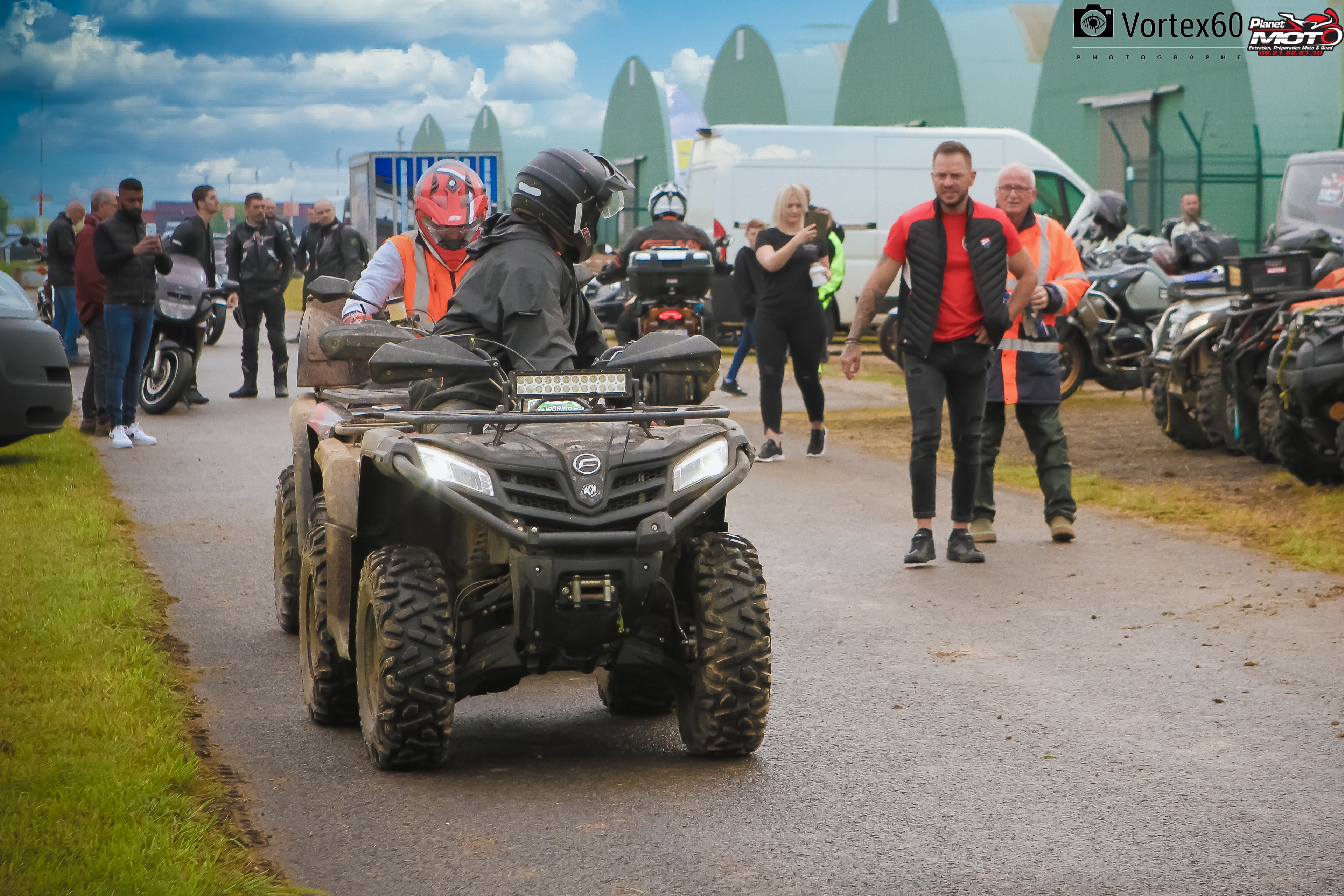 On s'envoi en l'aire avec PLANET MOTO by Vortex60 Photographe