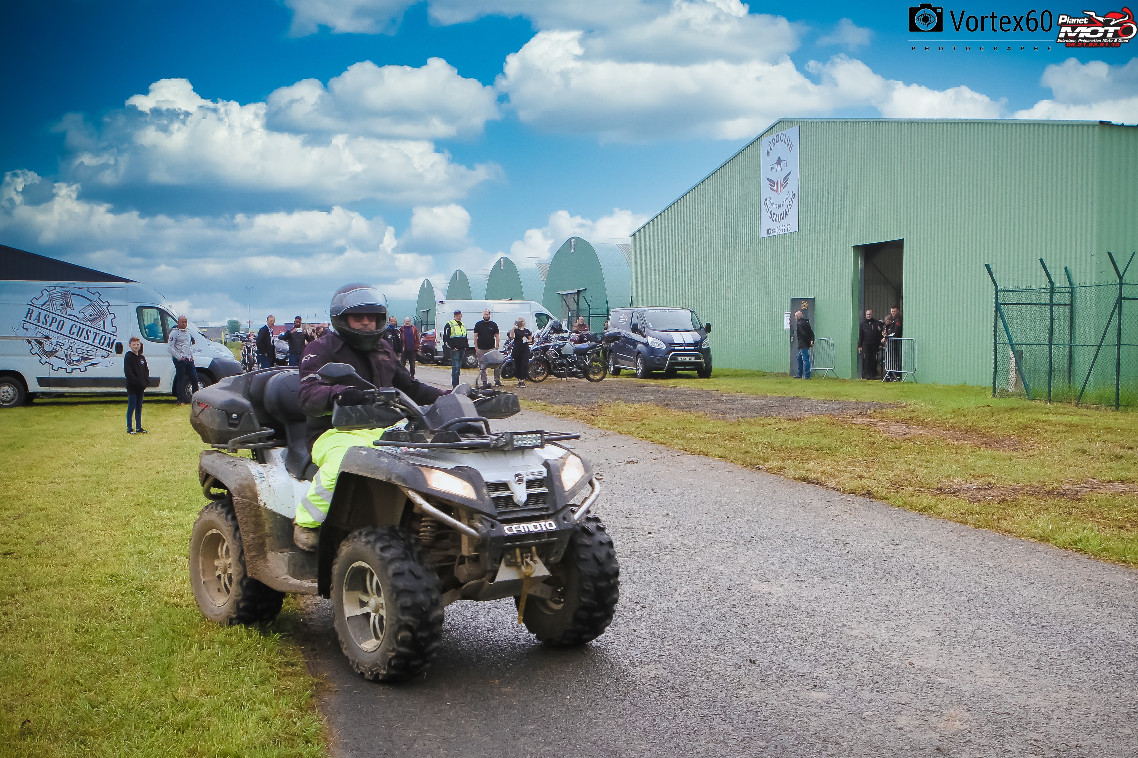 On s'envoi en l'aire avec PLANET MOTO by Vortex60 Photographe