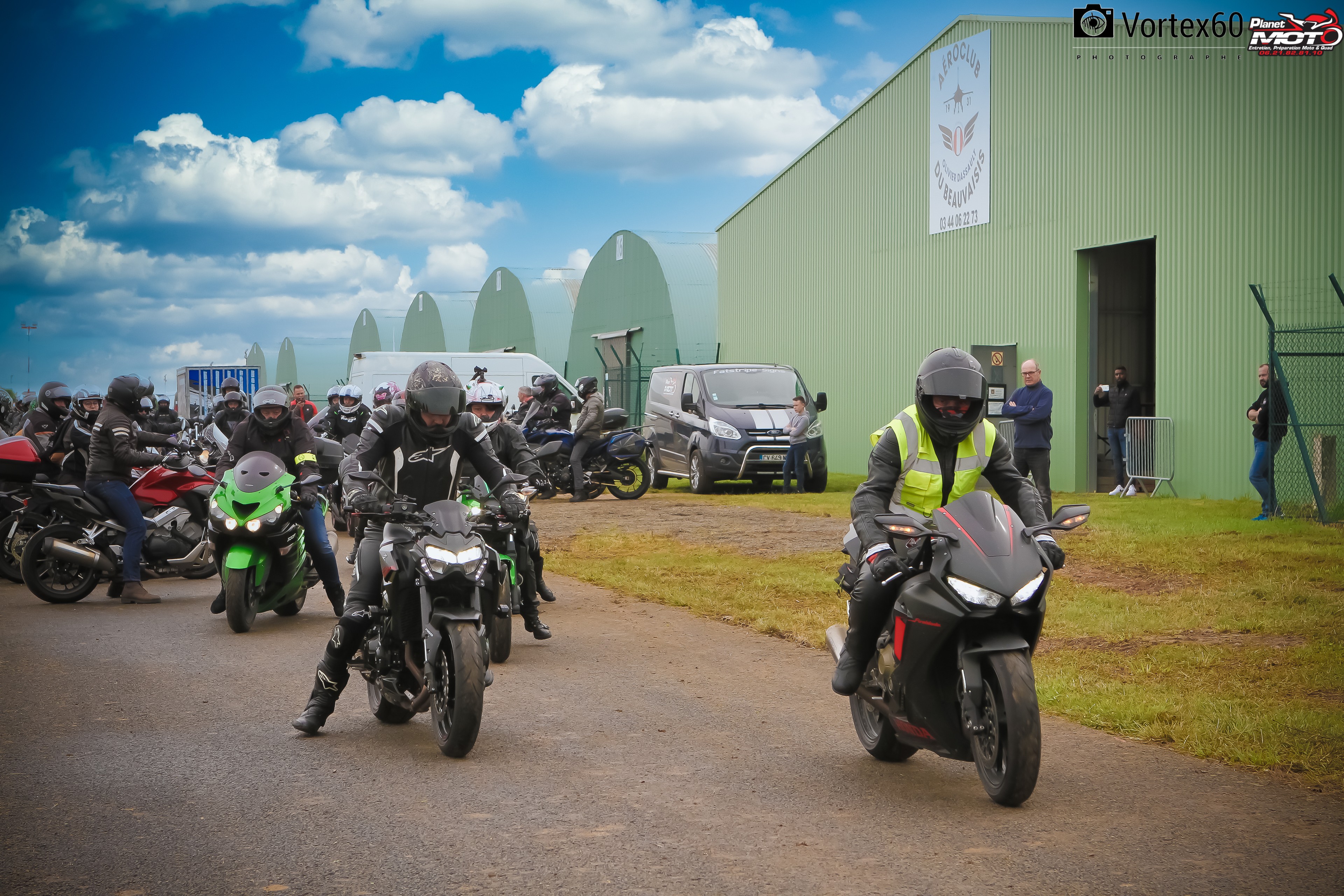 On s'envoi en l'aire avec PLANET MOTO by Vortex60 Photographe