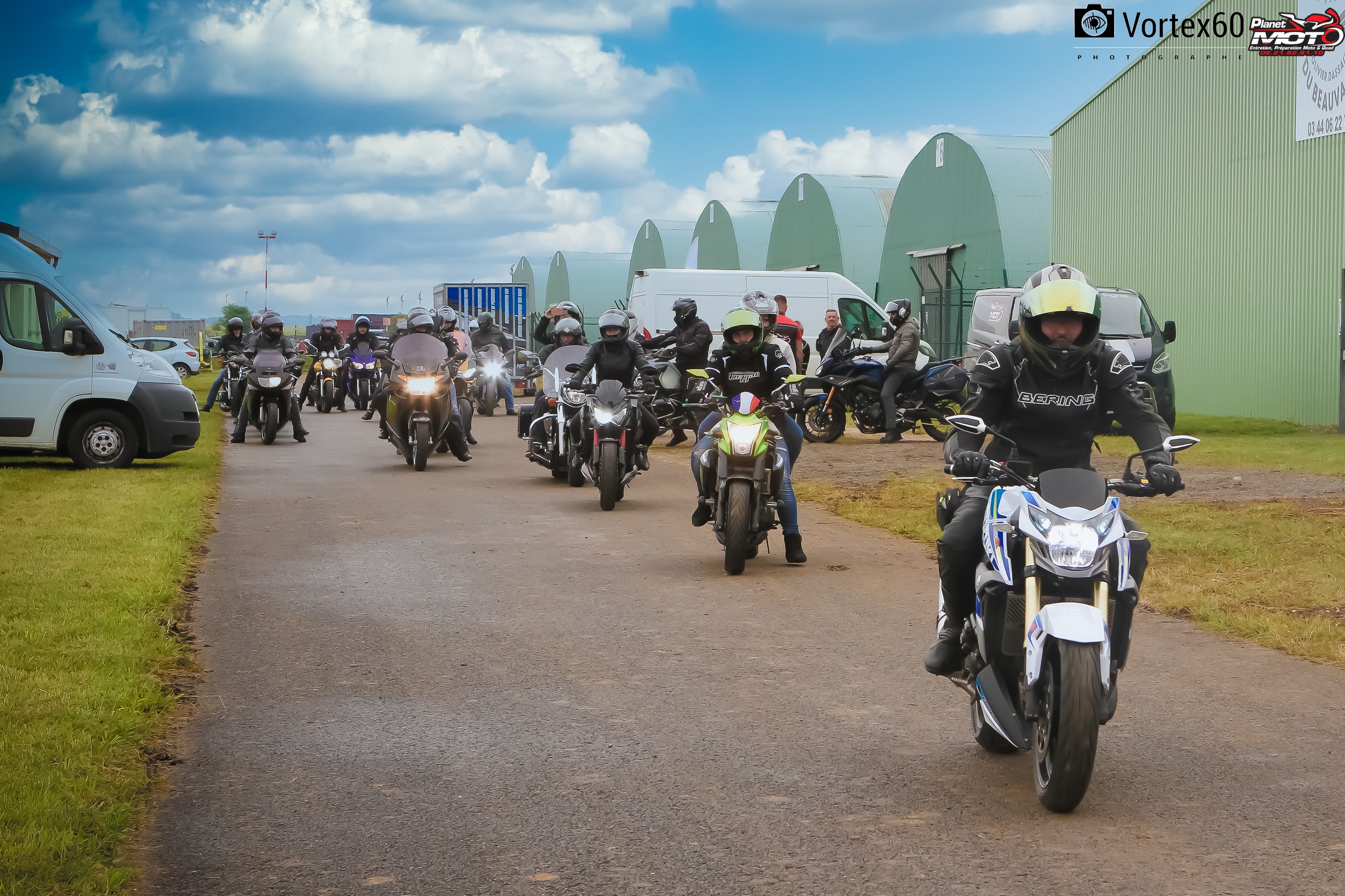 On s'envoi en l'aire avec PLANET MOTO by Vortex60 Photographe