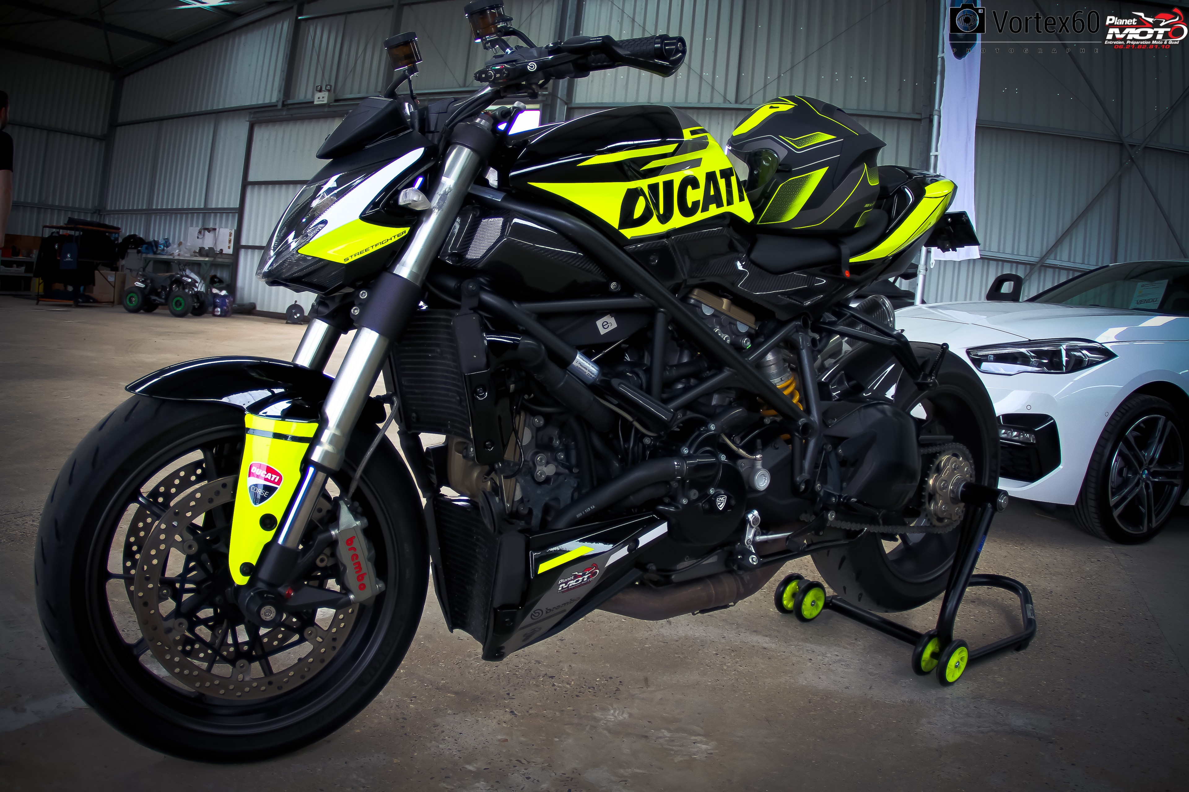 On s'envoi en l'aire avec PLANET MOTO by Vortex60 Photographe