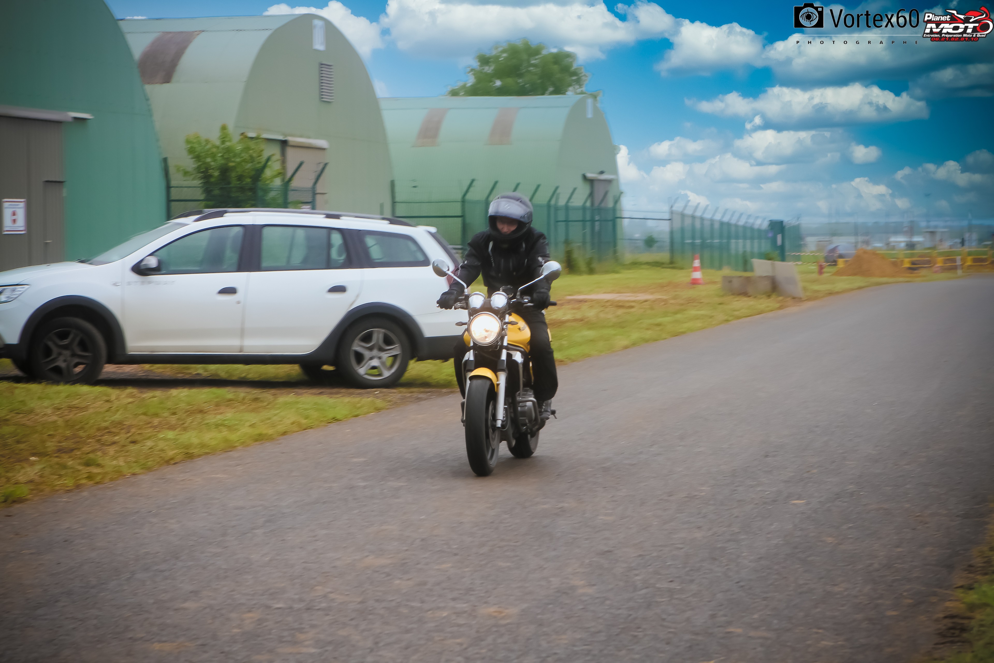 On s'envoi en l'aire avec PLANET MOTO by Vortex60 Photographe