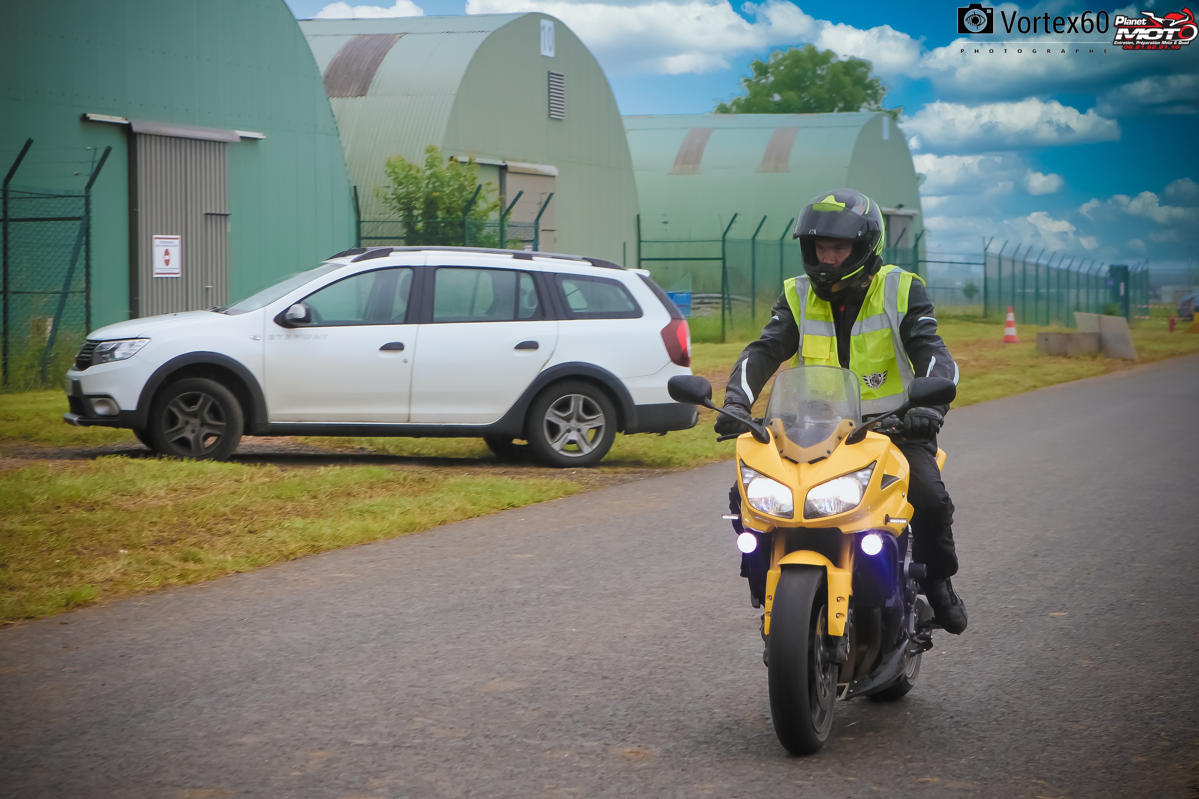 On s'envoi en l'aire avec PLANET MOTO by Vortex60 Photographe