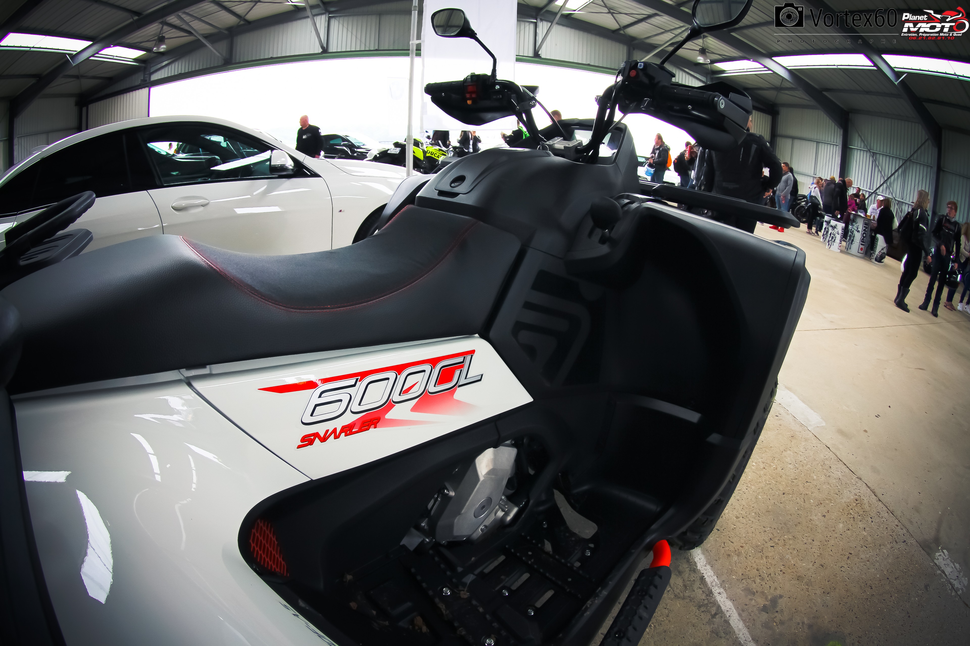 On s'envoi en l'aire avec PLANET MOTO by Vortex60 Photographe