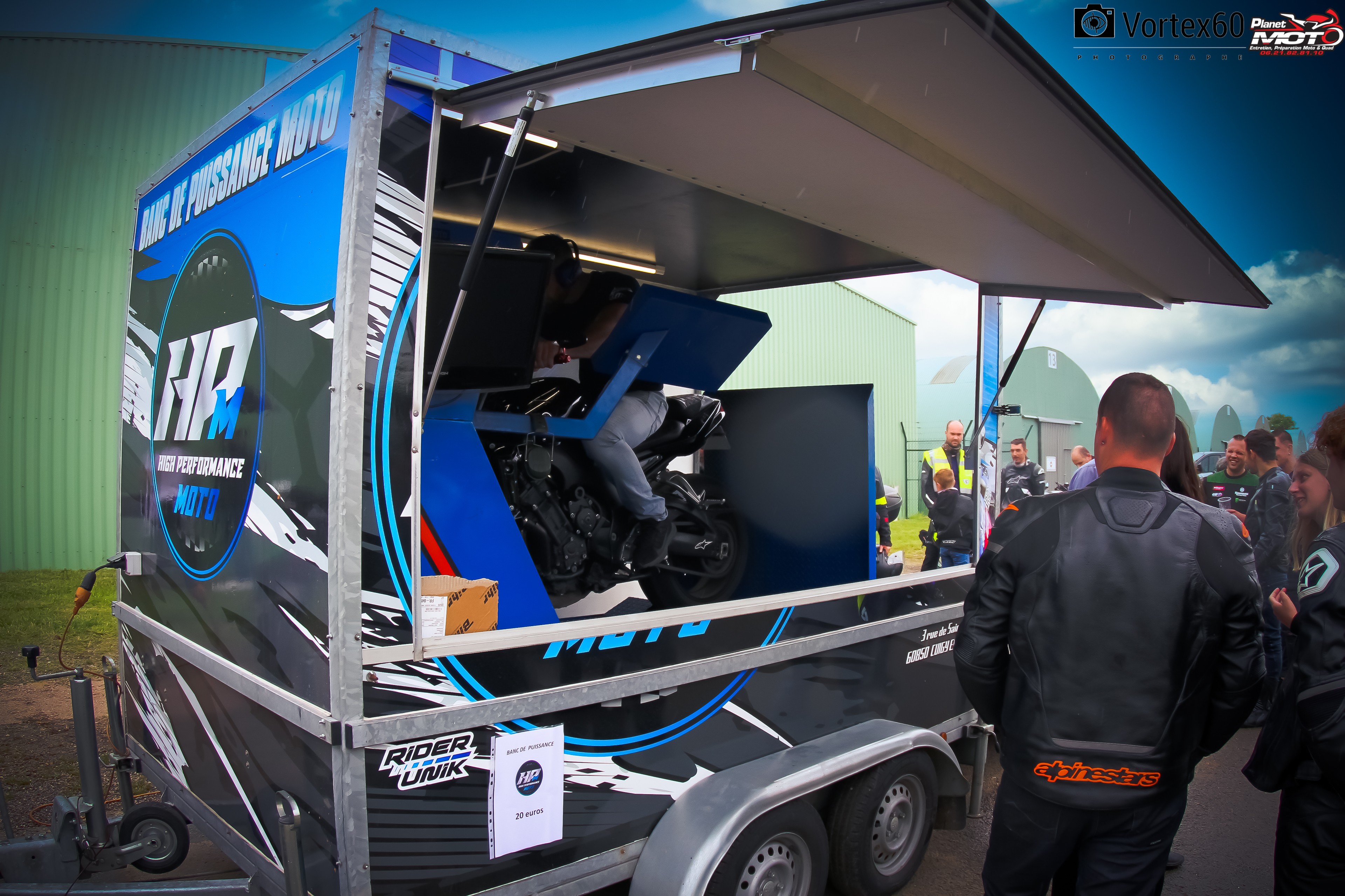 On s'envoi en l'aire avec PLANET MOTO by Vortex60 Photographe
